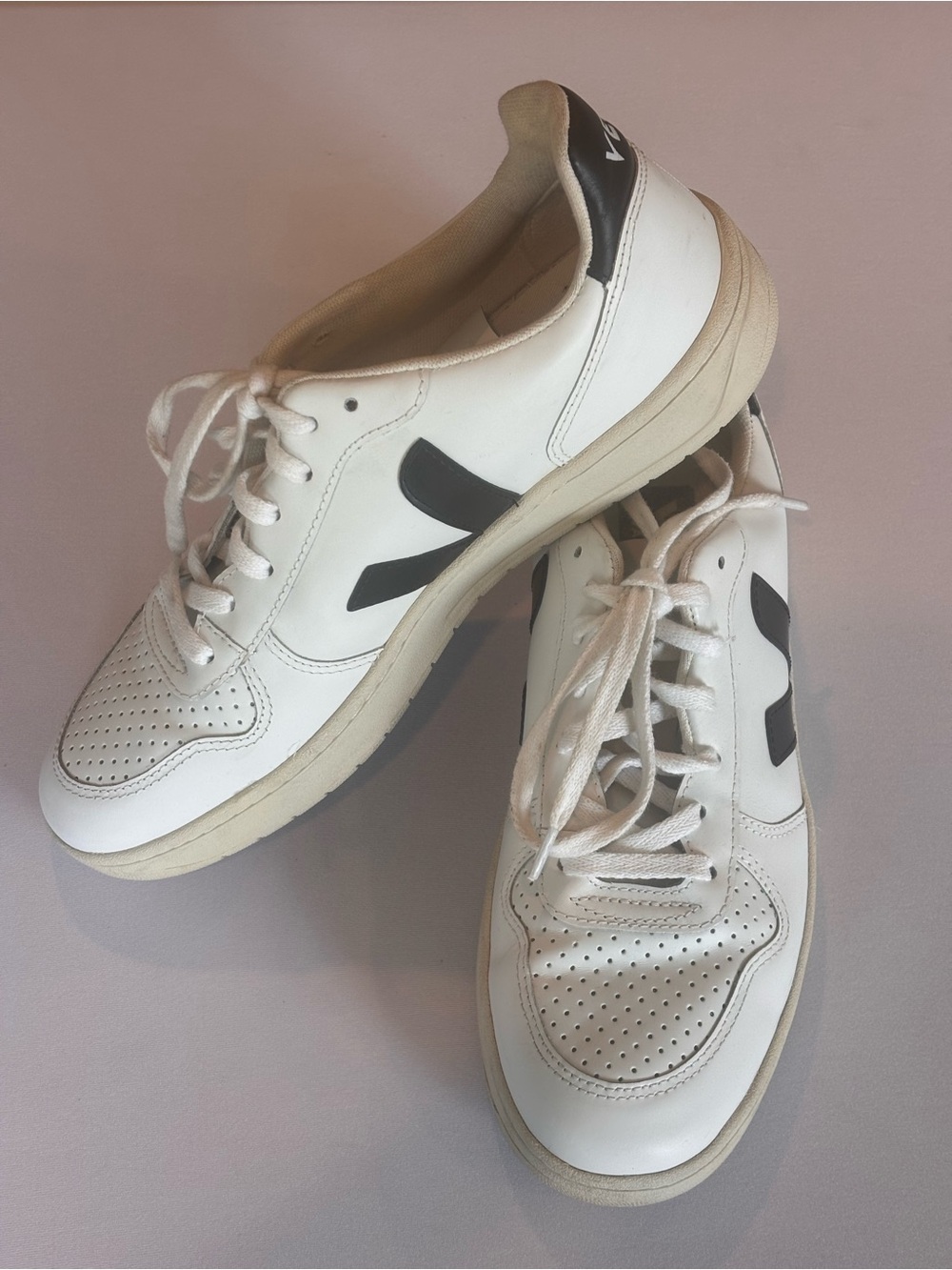 Veja White Leather Men's Sneakers with Black V Logo